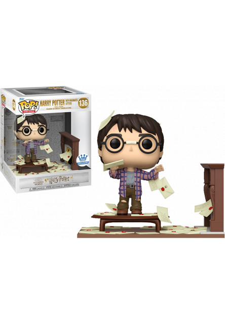 Vinyl Harry Potter figura levelekkel - Varázslóvilág - Funko - 10,5 cm Aurora